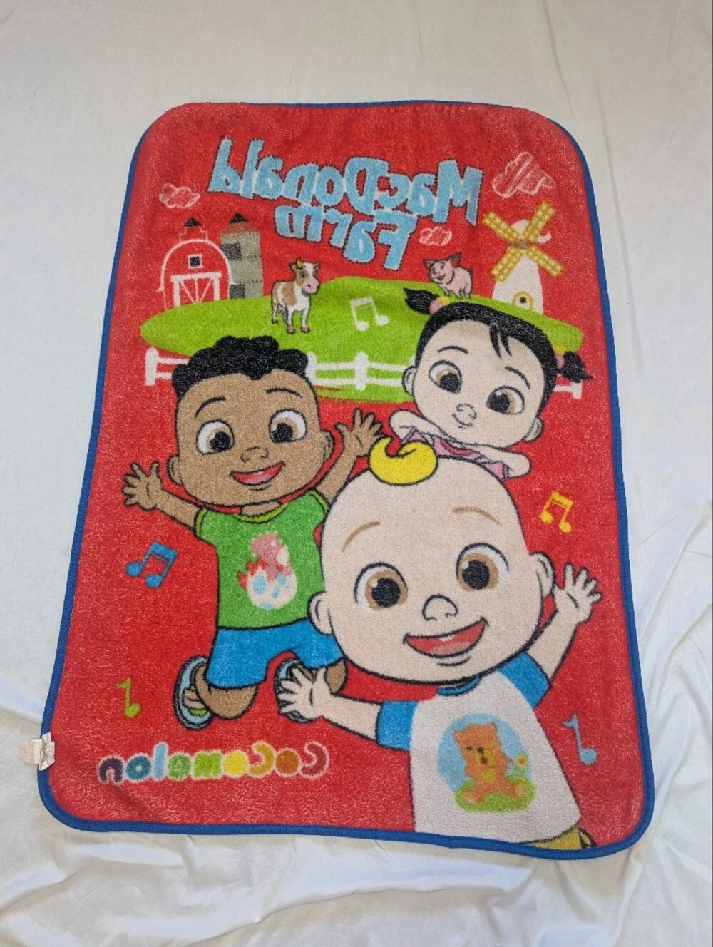 CoComelon Plush Throw Blanket McDonald Farm 29